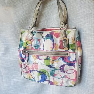 Coach multicolor patent leather and canvas shoulder bag with 3 hang tags